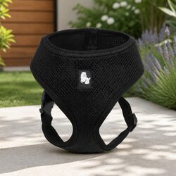 Reassuring Comfort and Quality: Dog Harness with Adjustable Fit, M Black